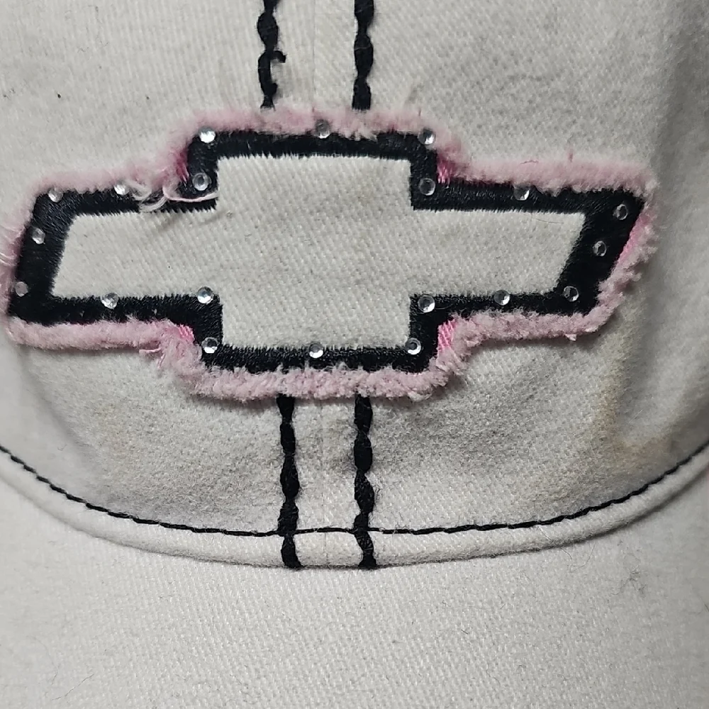 Chevrolet Logo Cap with Pink Accents - Picture 5 of 6